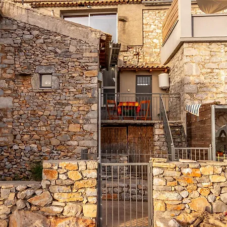 Evanthia's Mansion Semesterbostad