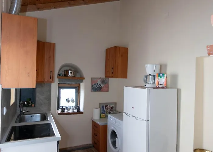 Evanthia's Mansion Tseria